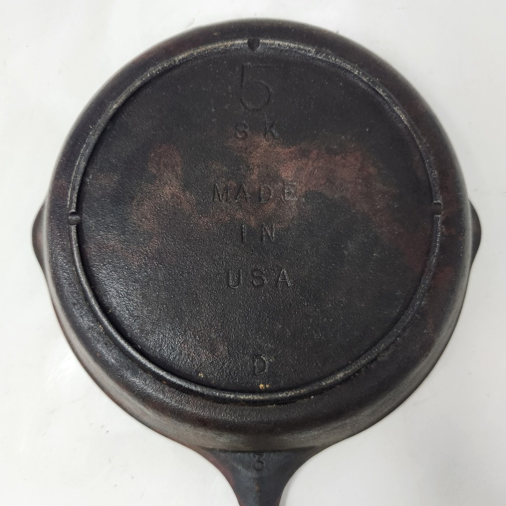Lodge Vintage 3-Notch Cast Iron Skillet 5 SK Made In USA 8 Inch Frying Pan